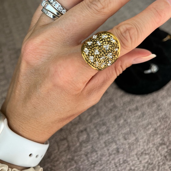 Unique Ring - Approximately Size 7.75 - Picture 6 of 9